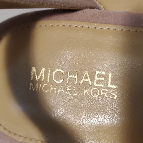 MK HEELS 👠 - Picture 2 of 7